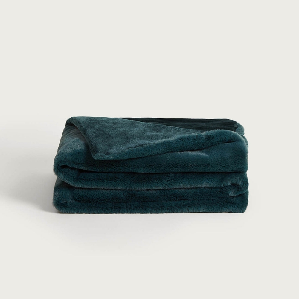 Luxurious Teal Plush Throw Blanket